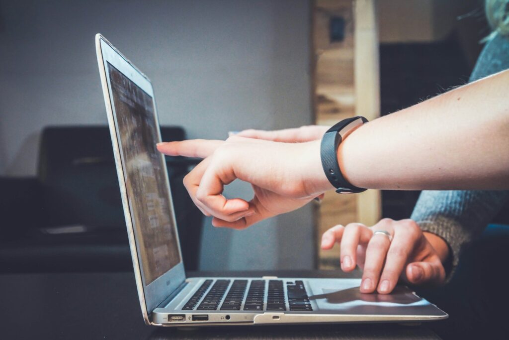 Remote Tech Support for Beginners: How to Start 1 person using laptop